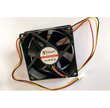 EUROCASE ventilátor 80mm, 12V (3pin) EUROCASE ventilátor 80mm, 12V (3pin)