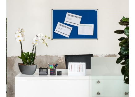 Textilní nástěnka AVELI 90x60 cm modrá, hliník.rám