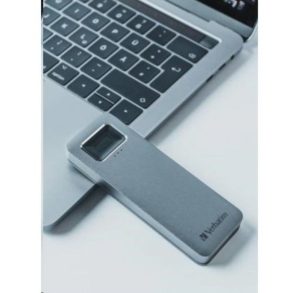VERBATIM externí SSD 1TB, Executive Fingerprint Secure SSD, USB 3.2 Gen 1/USB-C, (W:356 MB/s, R:344 MB/s), šedá VERBATIM externí SSD 1TB, Executive Fingerprint Secure SSD, USB 3.2 Gen 1/USB-C, (W:356 MB/s, R:344 MB/s), šedá