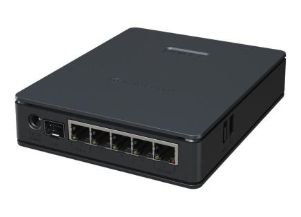 MikroTik E62iUGS-2axD5axT 2,4/5GHz WiFi 6 router hAP ax S