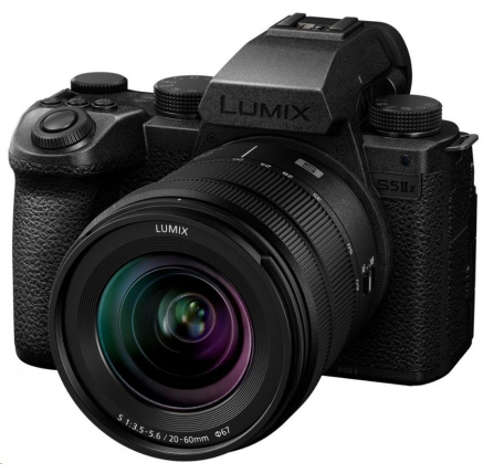 Panasonic Lumix S5 II X LUMIX S 20-60 mm F/3,5-5,6 + Lumix S 50mm/F1,8