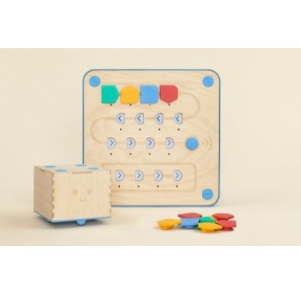 Cubetto interaktivní robot